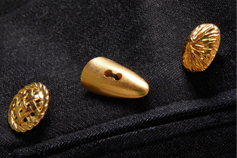 Refine clothing details, create texture, enhance product premium